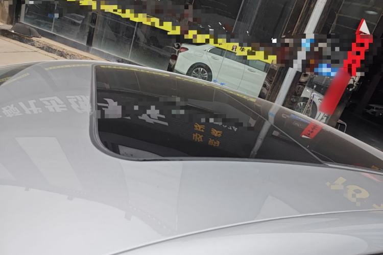 Used Roewe D7 2023 DMH 125km Flagship Edition Roof