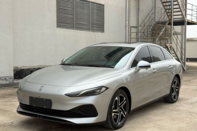 Used Roewe D7 2023 DMH 125km Flagship Edition