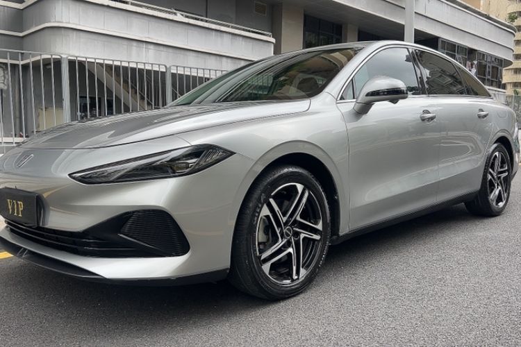 Used Roewe D7 2023 DMH 125km Flagship Edition Guazi used car, China used car export, Used car for sale, Used Roewe cars, Cheapest cars for sale