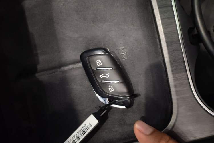 Used Roewe D7 2023 DMH 125km Flagship Edition Vehicle Key