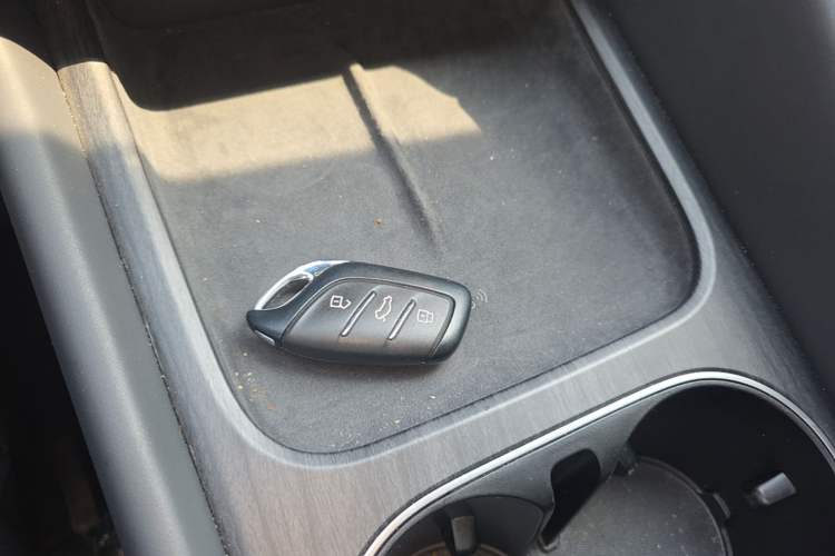 Used Roewe D7 2023 DMH 125km Flagship Edition Vehicle Key