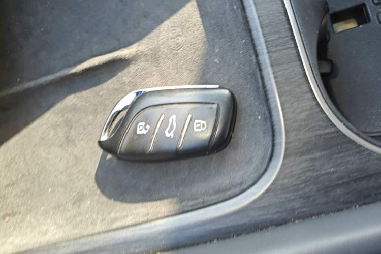 Used Roewe D7 2023 DMH 125km Flagship Edition Vehicle Key