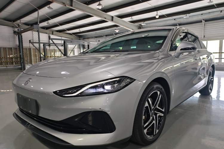 Used Roewe D7 2023 DMH 125km Superior Edition Guazi used car, China used car export, Used car for sale, Used  cars, Cheapest cars for sale