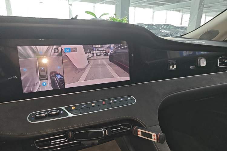 Used Roewe D7 2023 DMH 125km Excellence Edition Audio And AC Panel