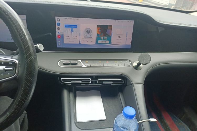 Used Roewe D7 2023 DMH 125km Superior Edition Audio And AC Panel