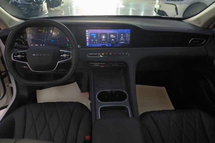 Used Roewe D7 2023 DMH 125km Excellence Edition Center Console