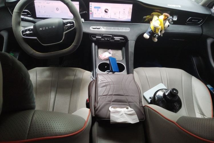 Used Roewe D7 2023 DMH 125km Excellence Edition Center Console