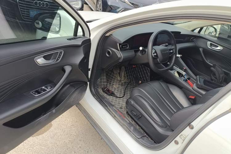 Used Roewe D7 2023 DMH 125km Superior Edition Driver Seat