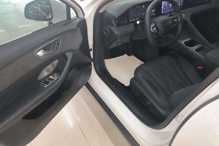 Used Roewe D7 2023 DMH 125km Excellence Edition Driver Seat