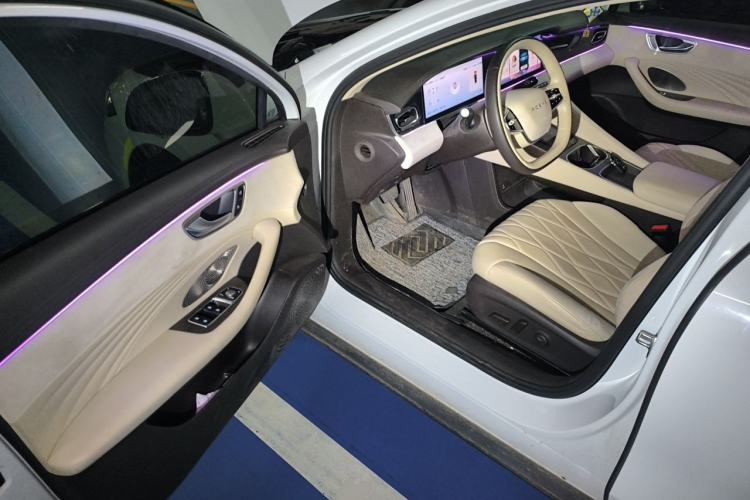 Used Roewe D7 2023 DMH 125km Excellence Edition Driver Seat