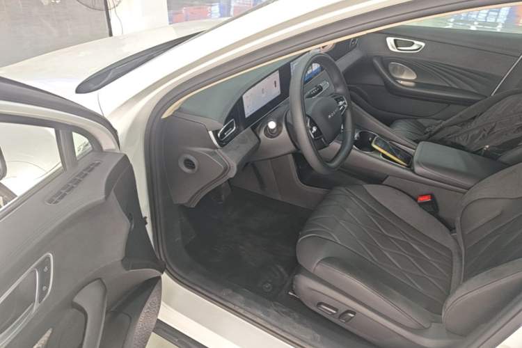 Used Roewe D7 2023 EV 510km Rear-Drive Excellence Edition Driver Seat