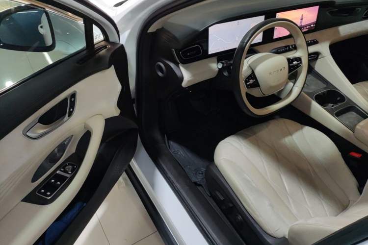 Used Roewe D7 2023 DMH 125km Excellence Edition Driver Seat