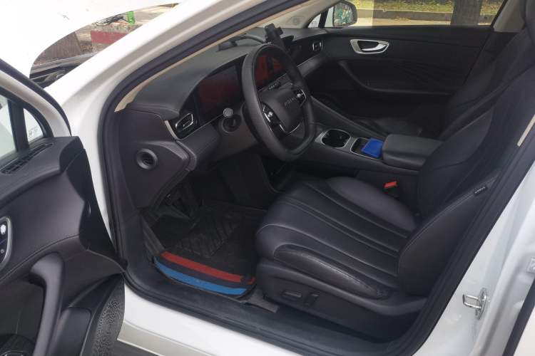 Used Roewe D7 2023 DMH 125km Superior Edition Driver Seat