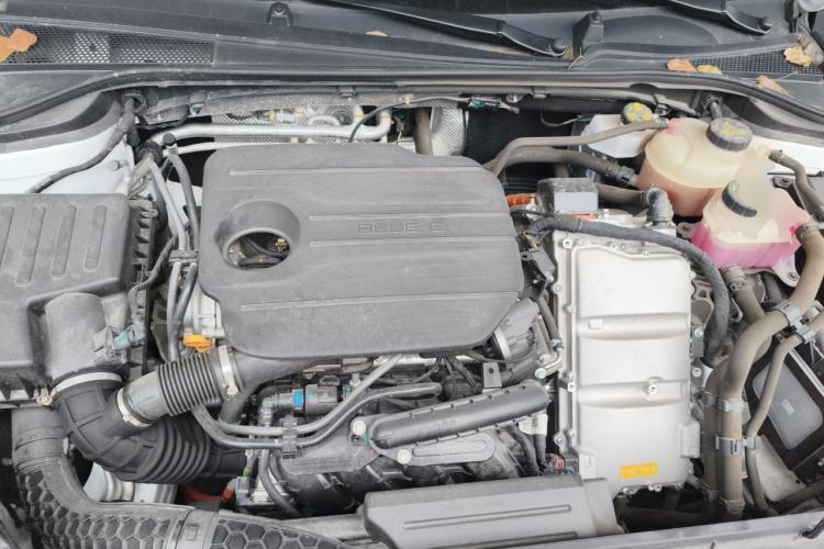 Used Roewe D7 2023 DMH 125km Excellence Edition Engine Bay