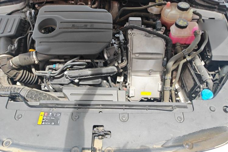 Used Roewe D7 2023 DMH 125km Superior Edition Engine Bay
