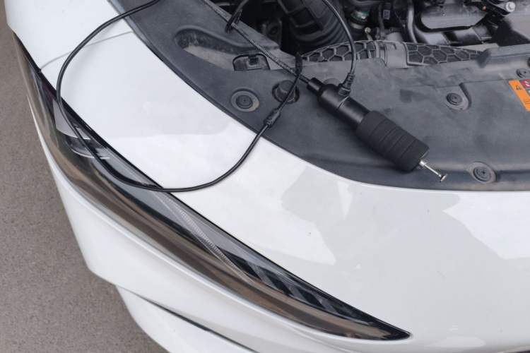 Used Roewe D7 2023 DMH 125km Excellence Edition Engine Bay Right