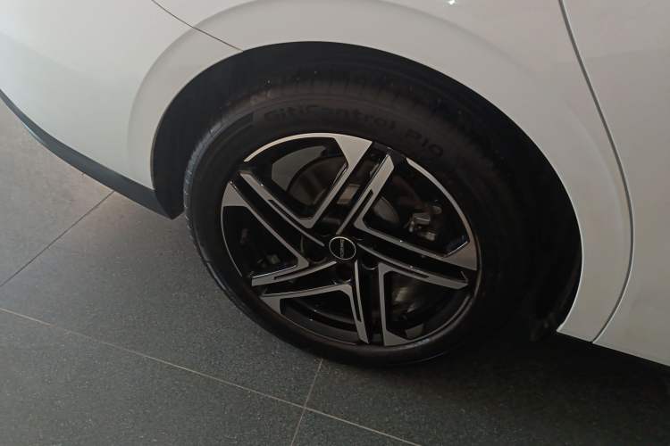 Used Roewe D7 2023 DMH 125km Excellence Edition Exterior 1