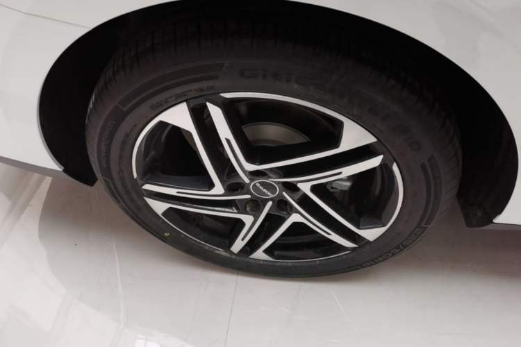 Used Roewe D7 2023 DMH 125km Superior Edition Exterior 5