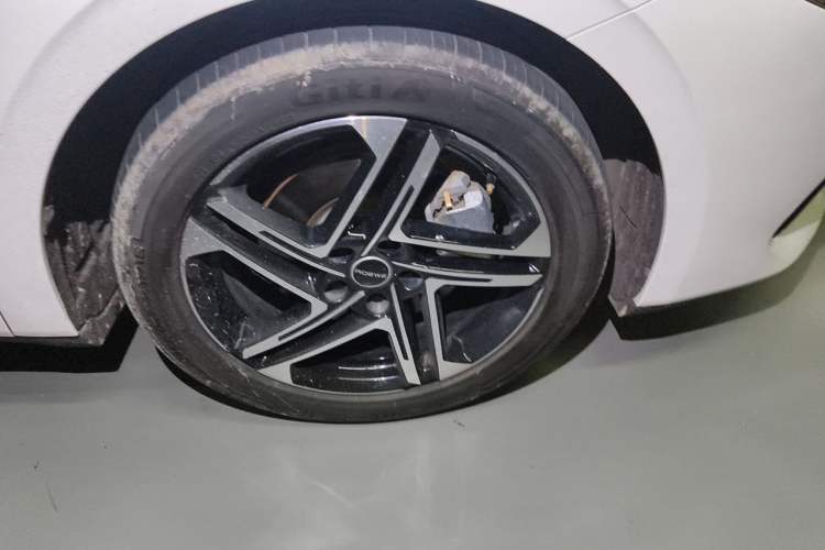 Used Roewe D7 2023 DMH 125km Flagship Edition Exterior 7