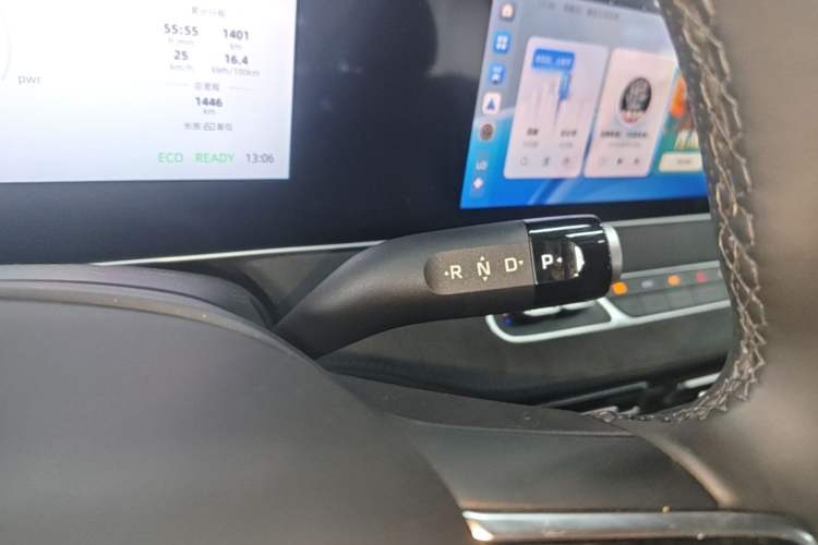 Used Roewe D7 2023 EV 510km Rear-Drive Excellence Edition Gear Lever