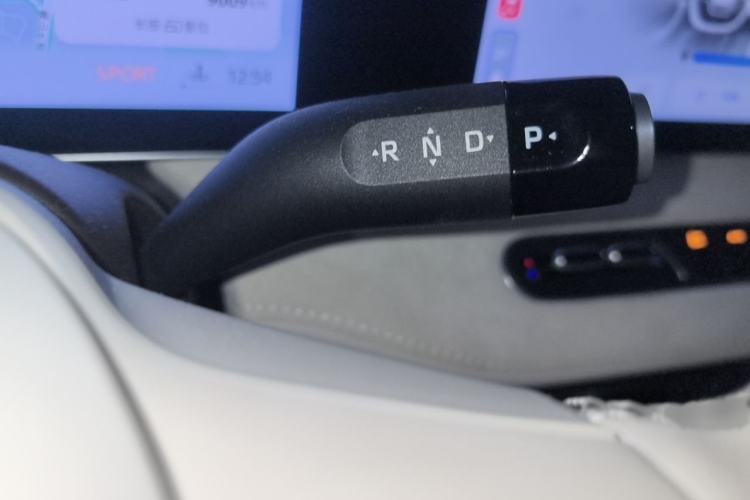 Used Roewe D7 2023 DMH 125km Excellence Edition Gear Lever