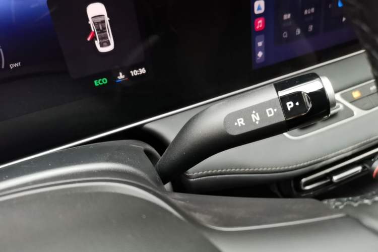 Used Roewe D7 2023 DMH 125km Superior Edition Gear Lever