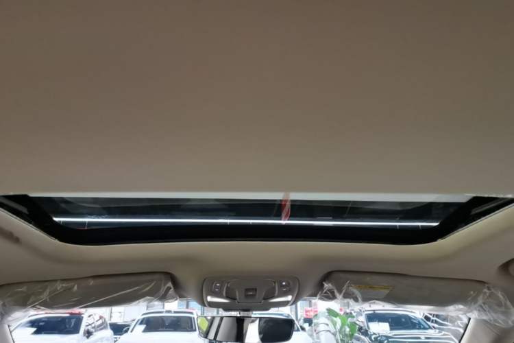 Used Roewe D7 2023 DMH 125km Superior Edition Headliner