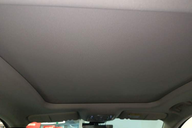 Used Roewe D7 2023 DMH 125km Excellence Edition Headliner