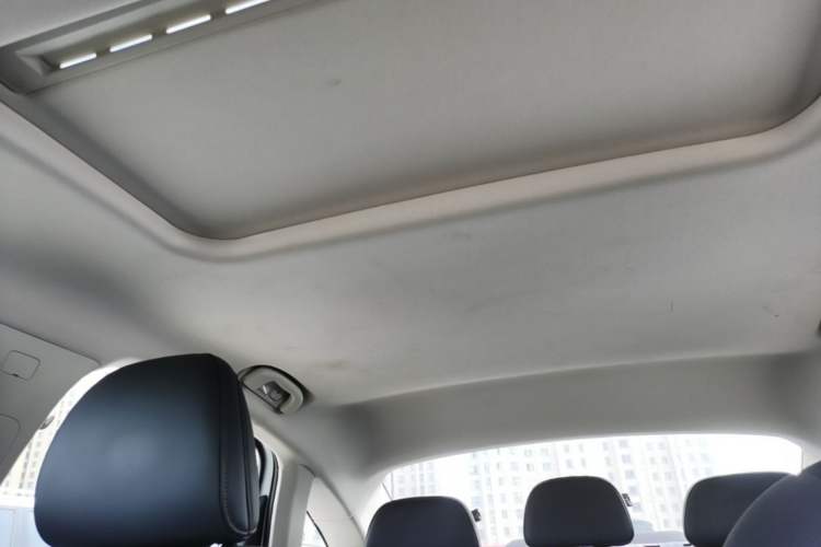 Used Roewe D7 2023 DMH 125km Superior Edition Headliner