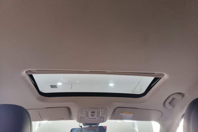 Used Roewe D7 2023 DMH 125km Superior Edition Headliner