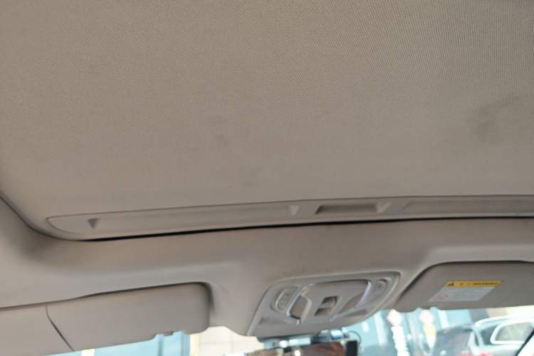 Used Roewe D7 2023 DMH 125km Superior Edition Headliner