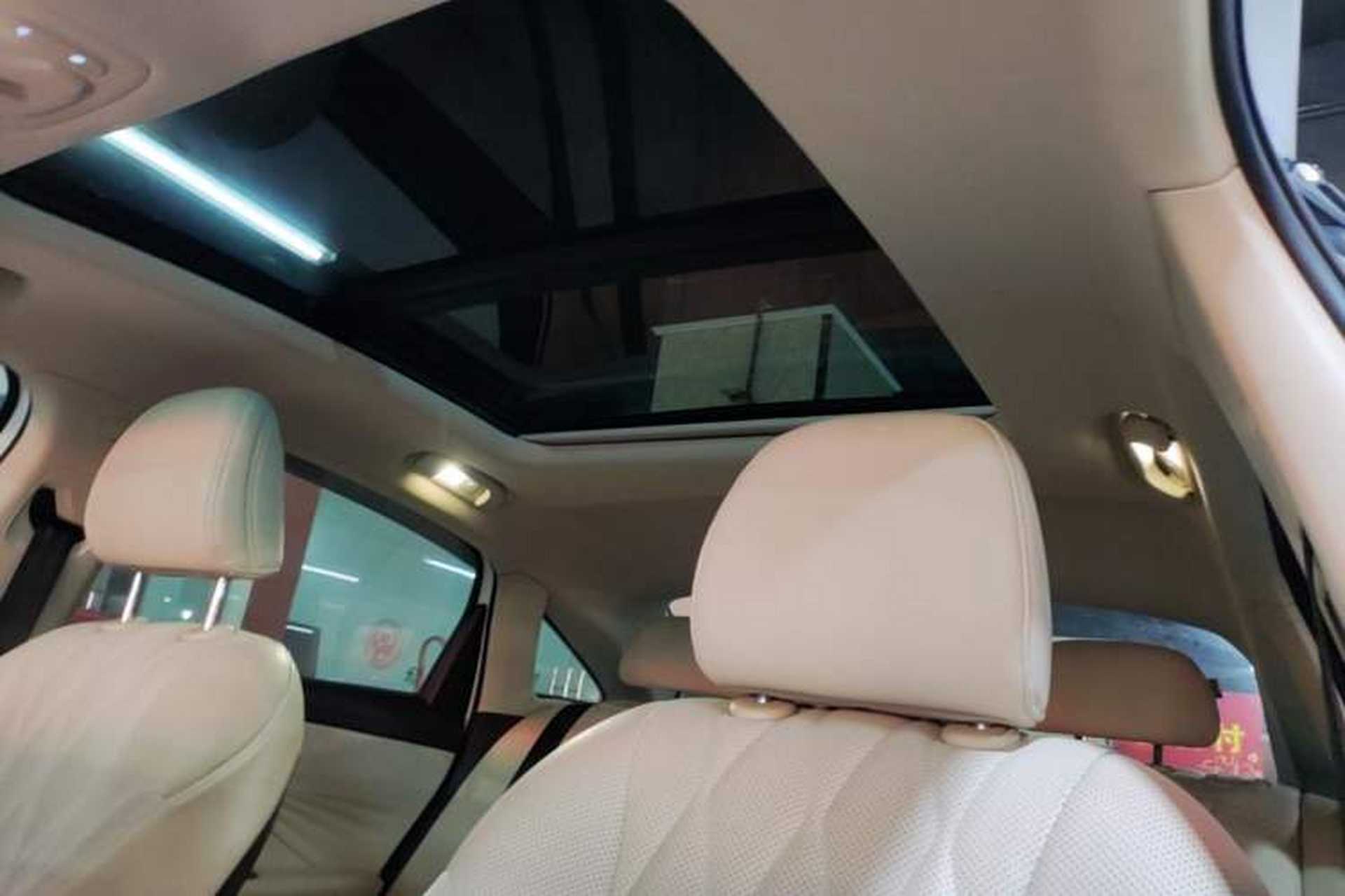 Used Roewe D7 2023 DMH 125km Excellence Edition Headliner