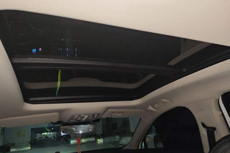 Used Roewe D7 2023 EV 510km Rear-Drive Flagship Edition Headliner