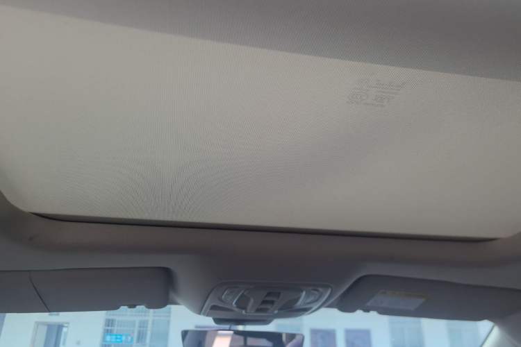Used Roewe D7 2023 DMH 125km Excellence Edition Headliner