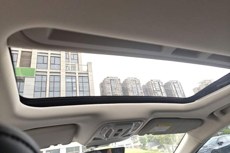 Used Roewe D7 2023 DMH 125km Superior Edition Headliner