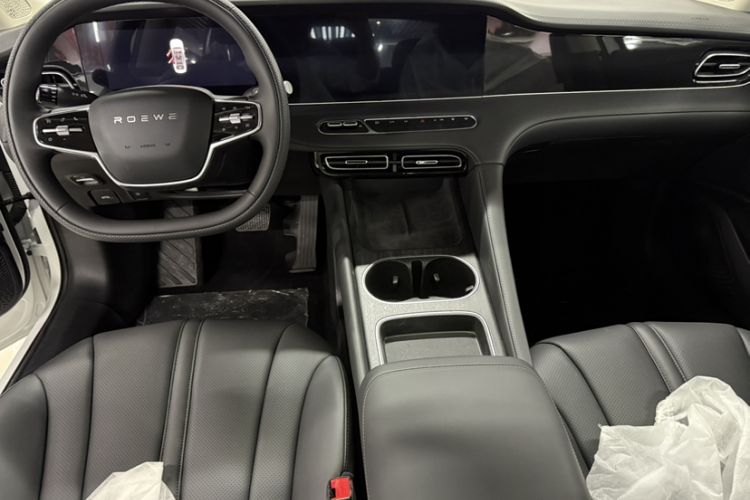Used Roewe D7 2023 DMH 125km Superior Edition Interior 1