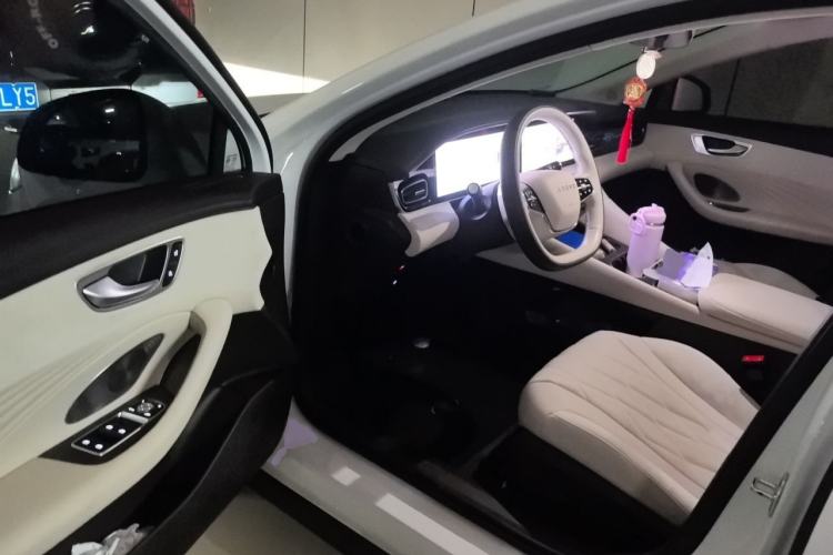 Used Roewe D7 2023 DMH 125km Excellence Edition Interior 3