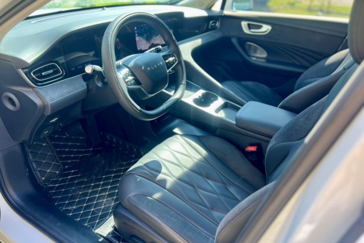 Used Roewe D7 2023 DMH 125km Excellence Edition Interior 4