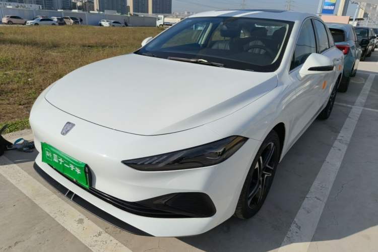 Roewe D7 2023 DMH 125km Superior Edition
