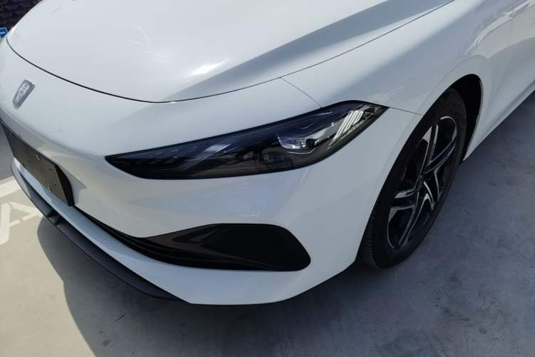 Used Roewe D7 2023 DMH 125km Excellence Edition Left Front Headlight