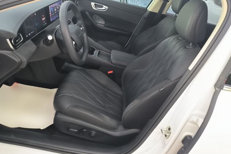 Used Roewe D7 2023 DMH 125km Excellence Edition Left Front Seat