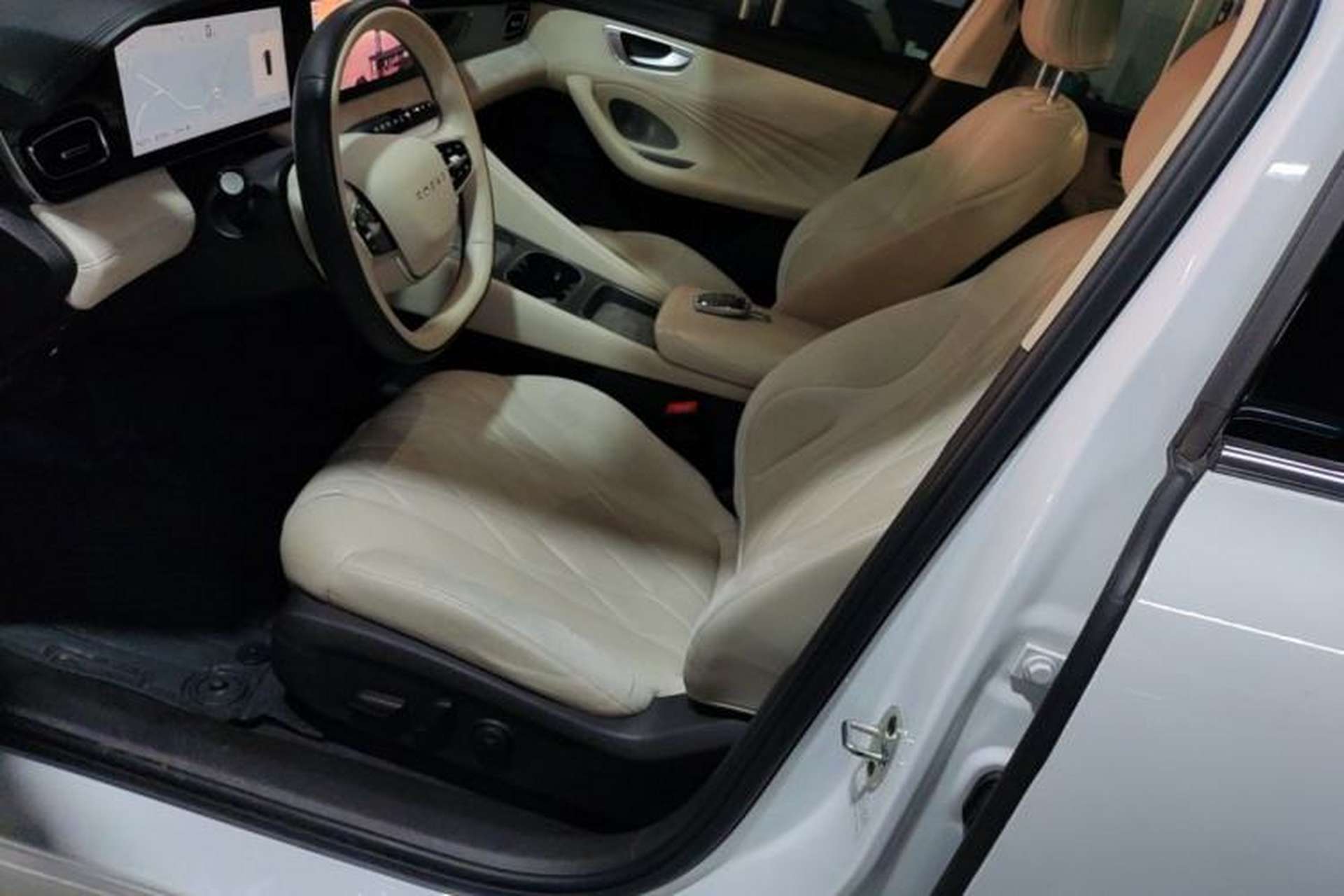 Used Roewe D7 2023 DMH 125km Excellence Edition Left Front Seat