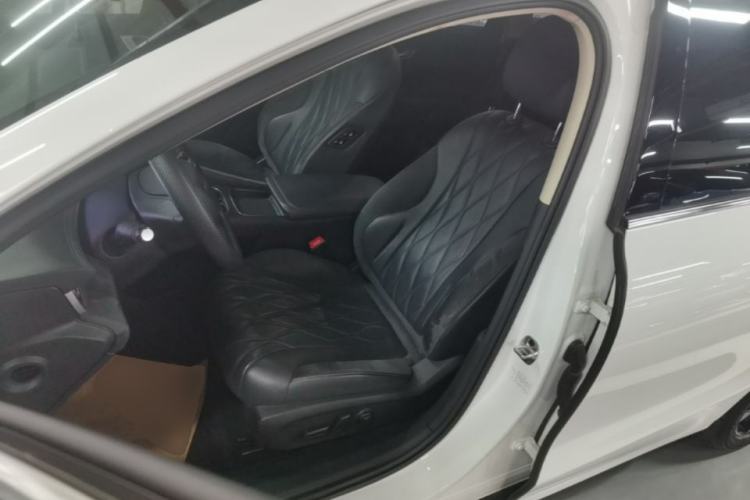 Used Roewe D7 2023 EV 510km Rear-Drive Flagship Edition Left Front Seat
