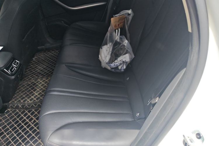 Used Roewe D7 2023 DMH 125km Superior Edition Left Rear Seat