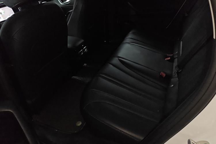 Used Roewe D7 2023 DMH 125km Superior Edition Left Rear Seat