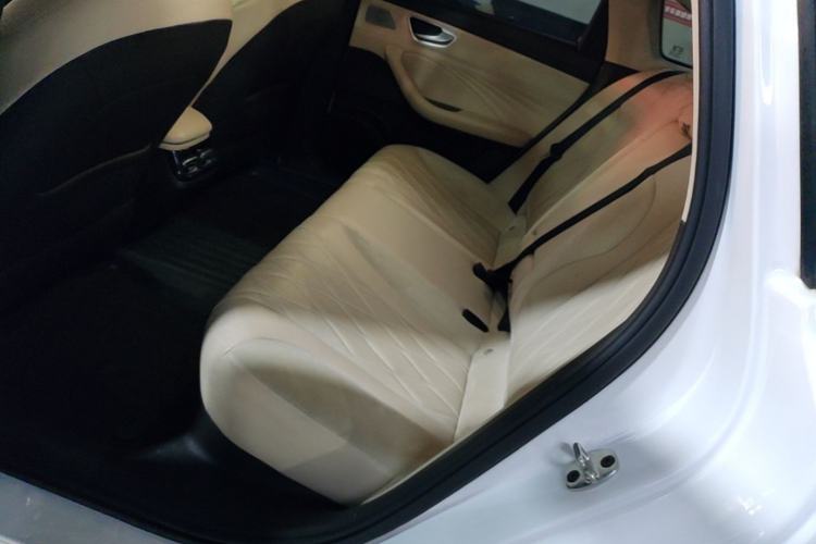 Used Roewe D7 2023 DMH 125km Excellence Edition Left Rear Seat