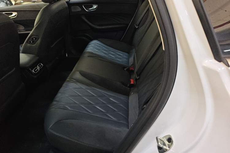 Used Roewe D7 2023 EV 510km Rear-Drive Flagship Edition Left Rear Seat