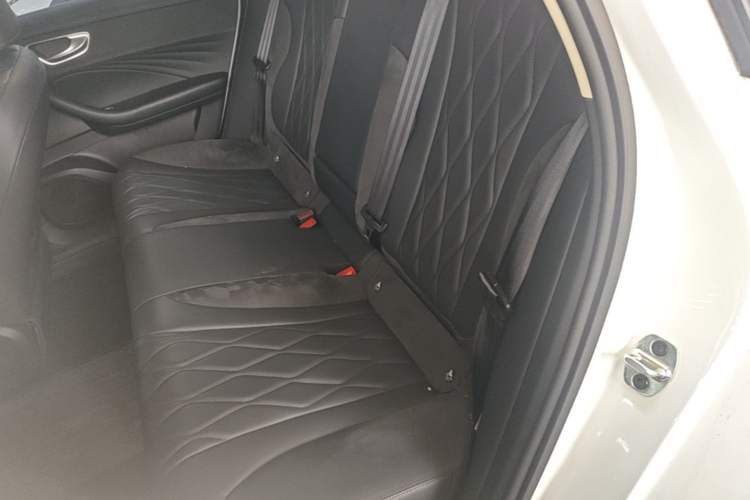 Used Roewe D7 2023 EV 510km Rear-Drive Excellence Edition Left Rear Seat