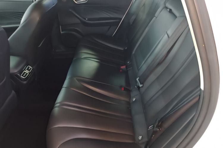 Used Roewe D7 2023 DMH 125km Superior Edition Left Rear Seat