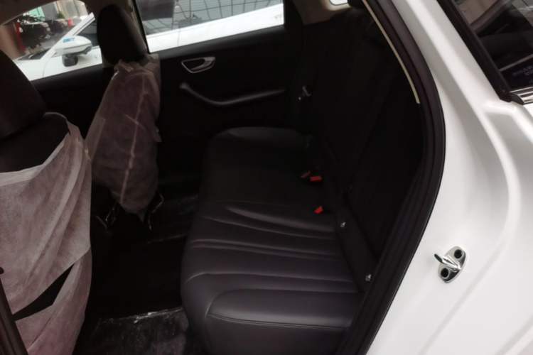 Used Roewe D7 2023 DMH 125km Superior Edition Left Rear Seat